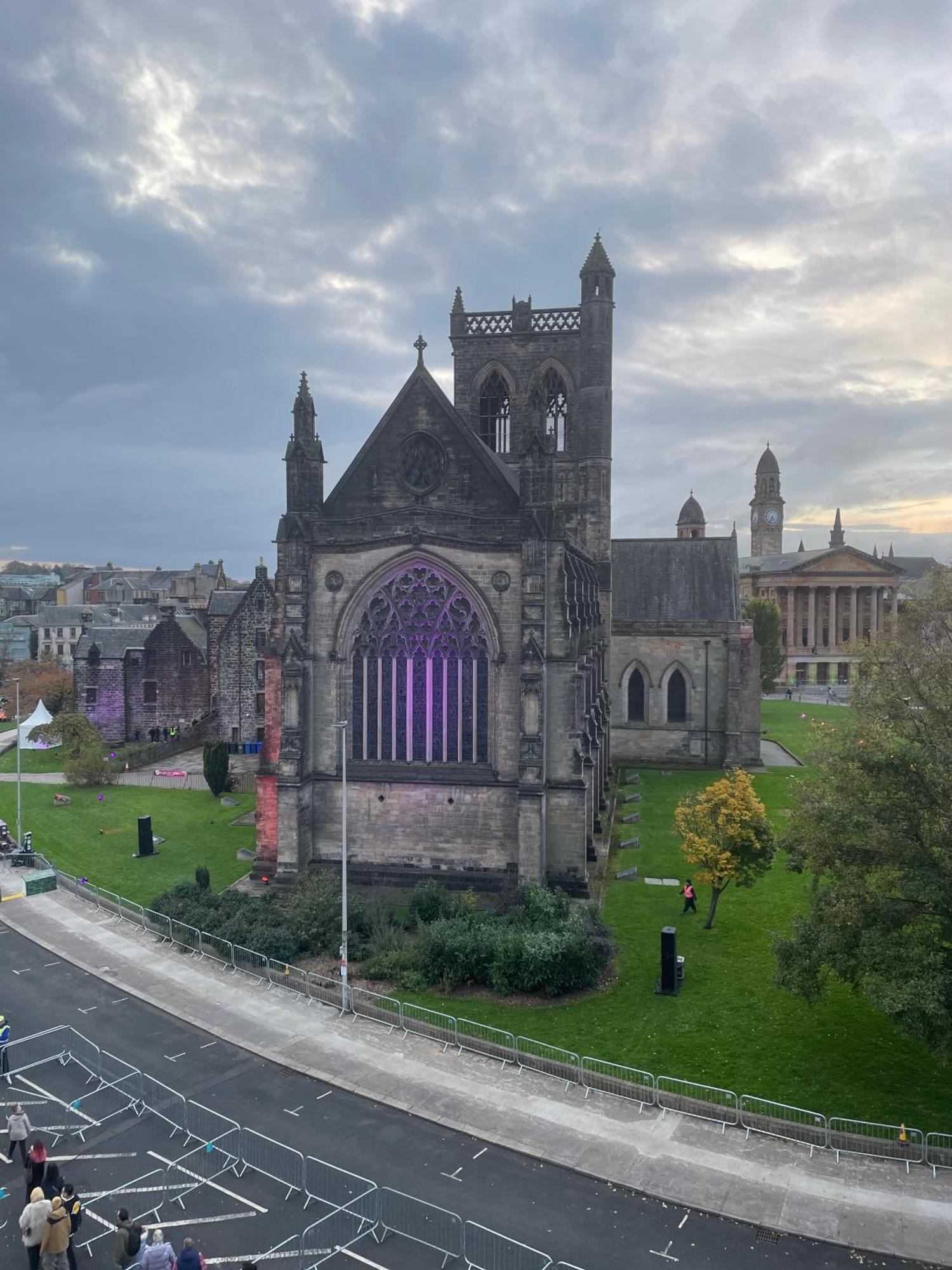 The Paisley Penthouse - Abbey View Apartment Bagian luar foto