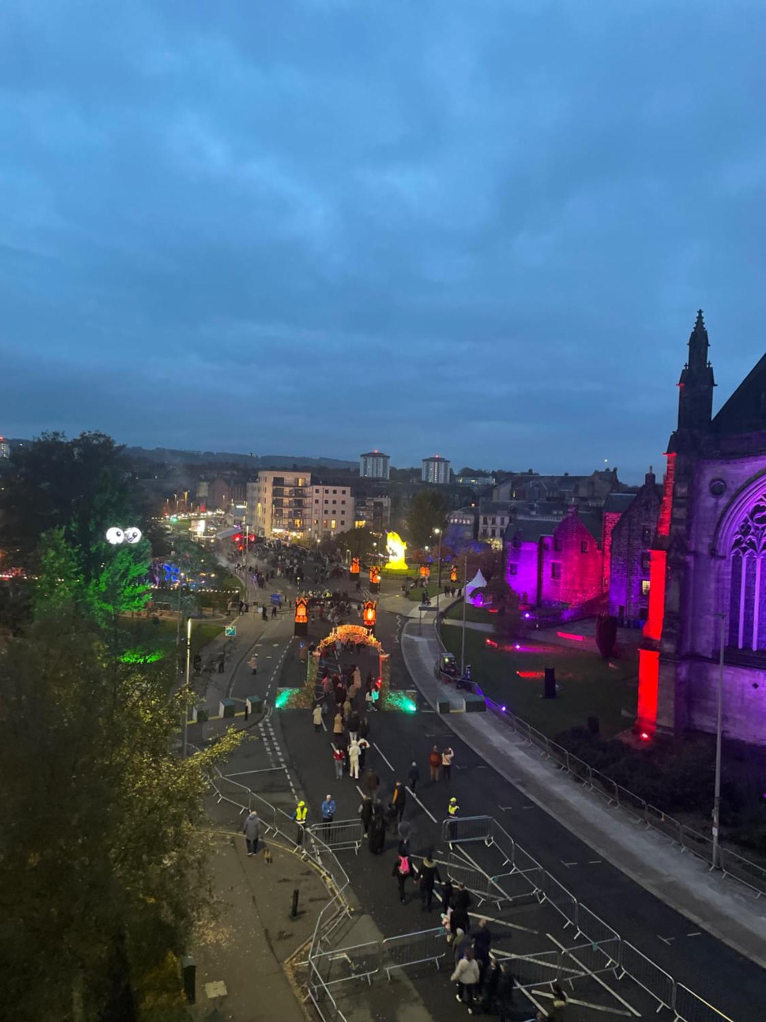 The Paisley Penthouse - Abbey View Apartment Bagian luar foto